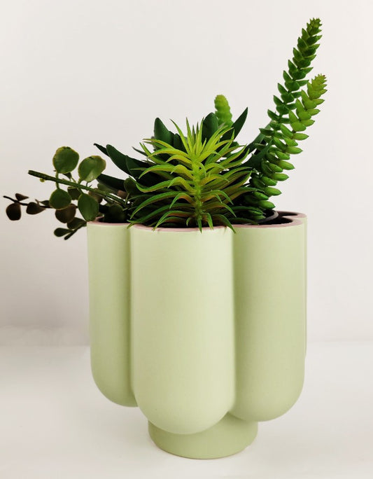 Groovy Flower Planter Green/Purple 16cm