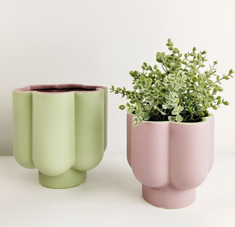 Groovy Flower Planter Green/Purple 16cm