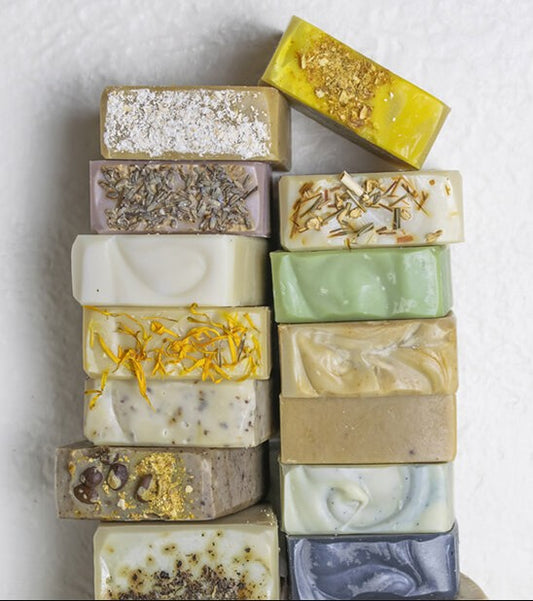 Natural Handmade Soap Bar - Goatsmilk, Oatmeal & Lemongrass