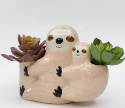Hugging Sloths Planter Bisque 11cm