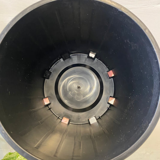 Black Plastic Growers Pot 200mm