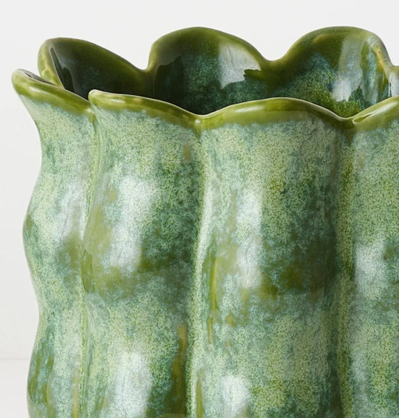 Olivia Pot - Basil - Medium