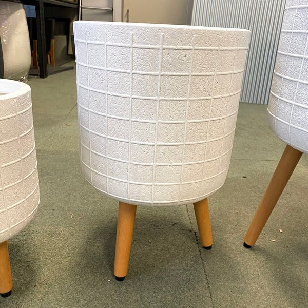 Mandrian Tripod Planters - White