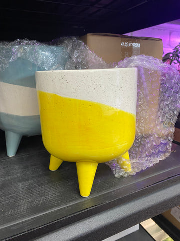 Avery Dot Planter with Legs Yellow