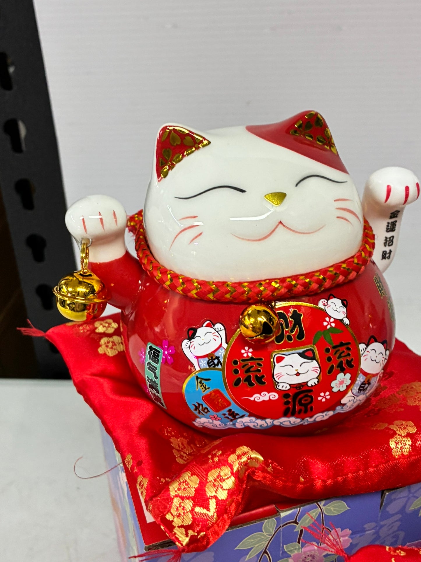 Lucky Cat with waving Left Paw - 4 colours