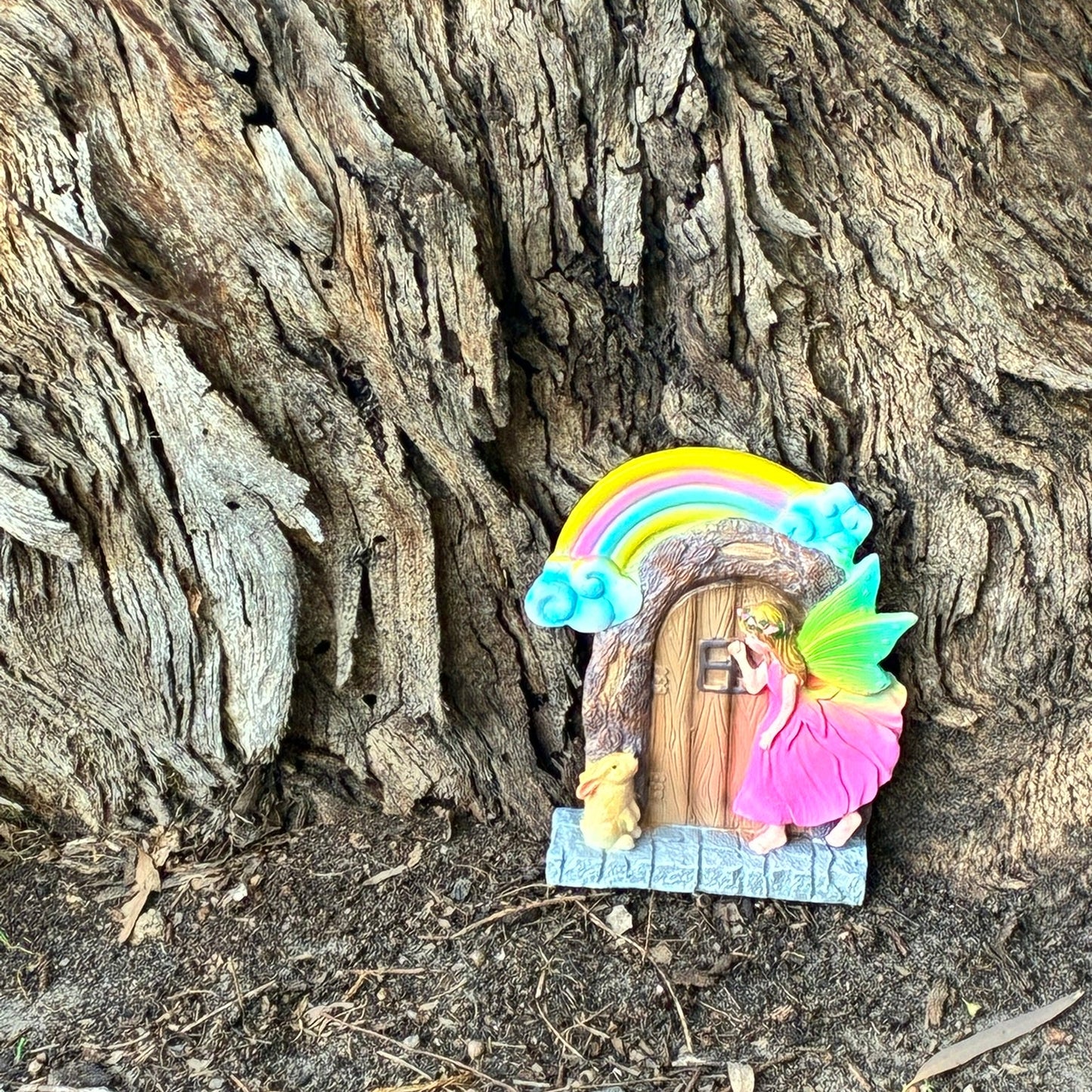 Garden Door Fairy Rainbow 17cm